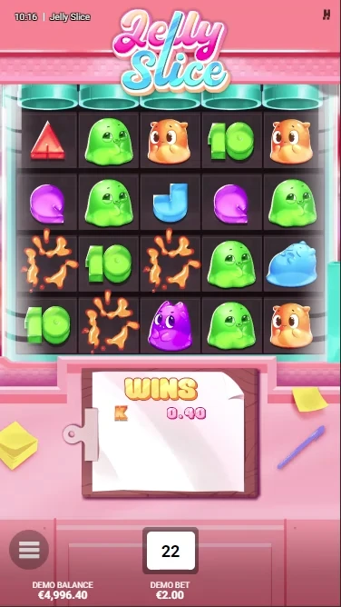 A screenshot of Jelly Slice slot gameplay