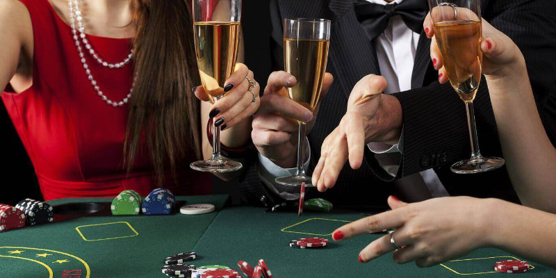 Casino Etiquette The Dos And Don'ts Of Gambling Thumbnail