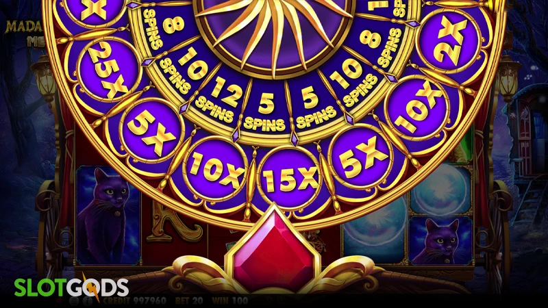 Madame Destiny Megaways Slot - Screenshot 2
